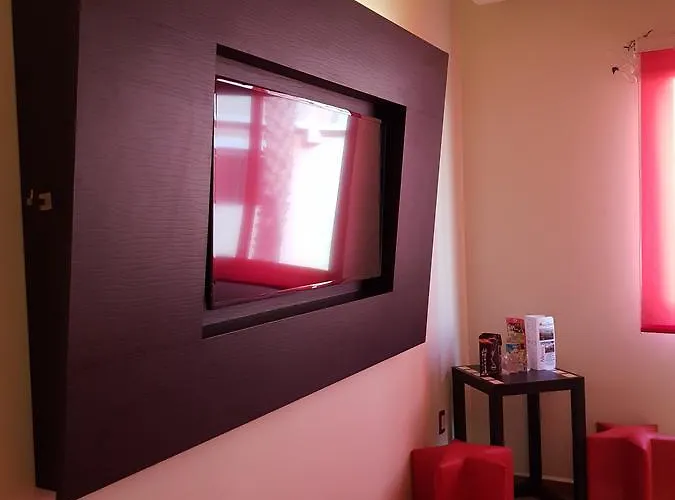 & Hollywood Hotel 4*